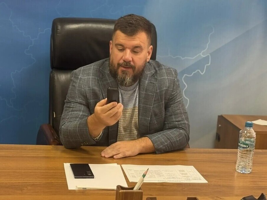 В Новомосковске 89‑летняя пенсионерка оказалась запертой в собственном доме из‑за неисправной входной двери